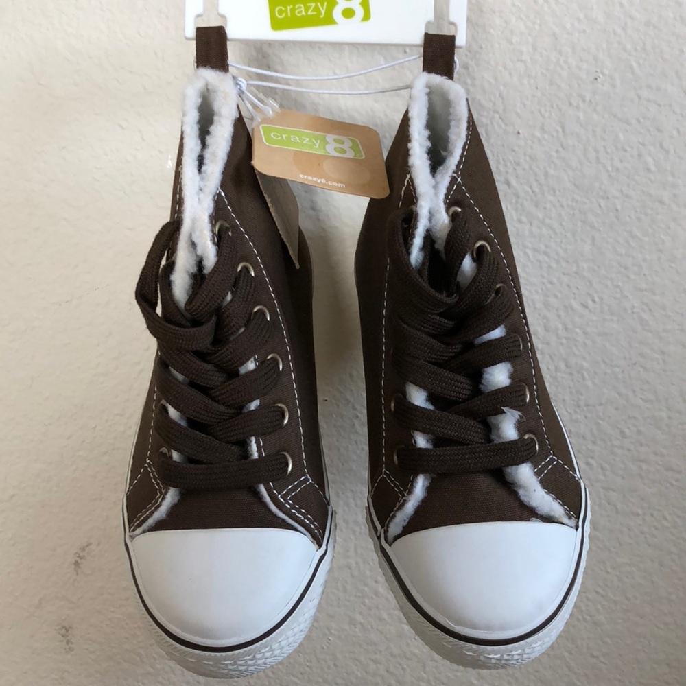 Crazy 8 size 11 kids shoe
